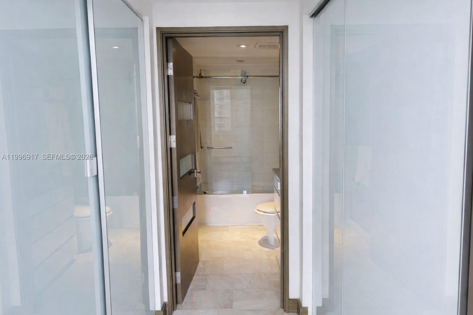 701 Brickell Key Blvd #1611 Miami, FL 33131