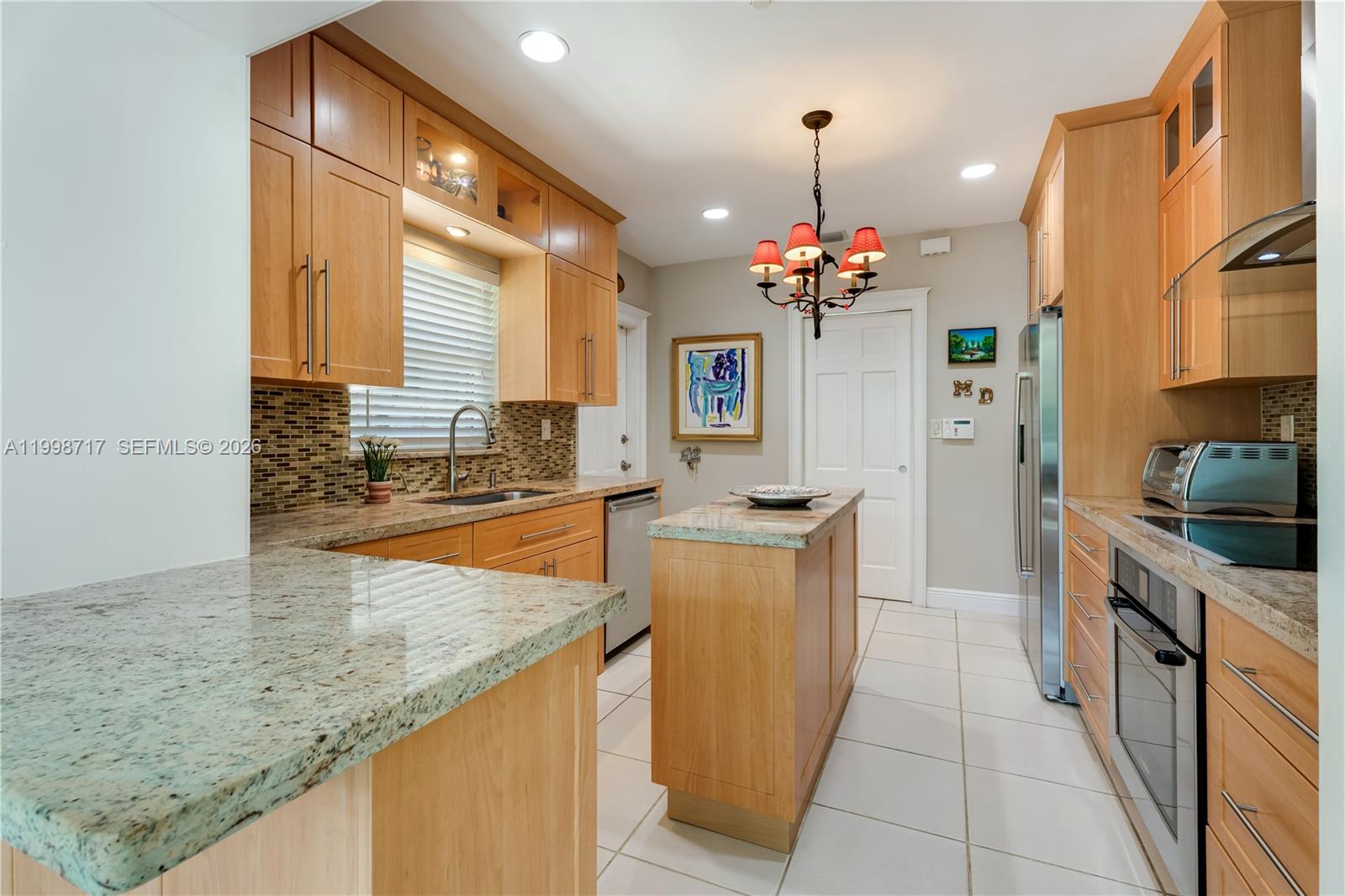 9830 SW 69th Ave Pinecrest, FL 33156