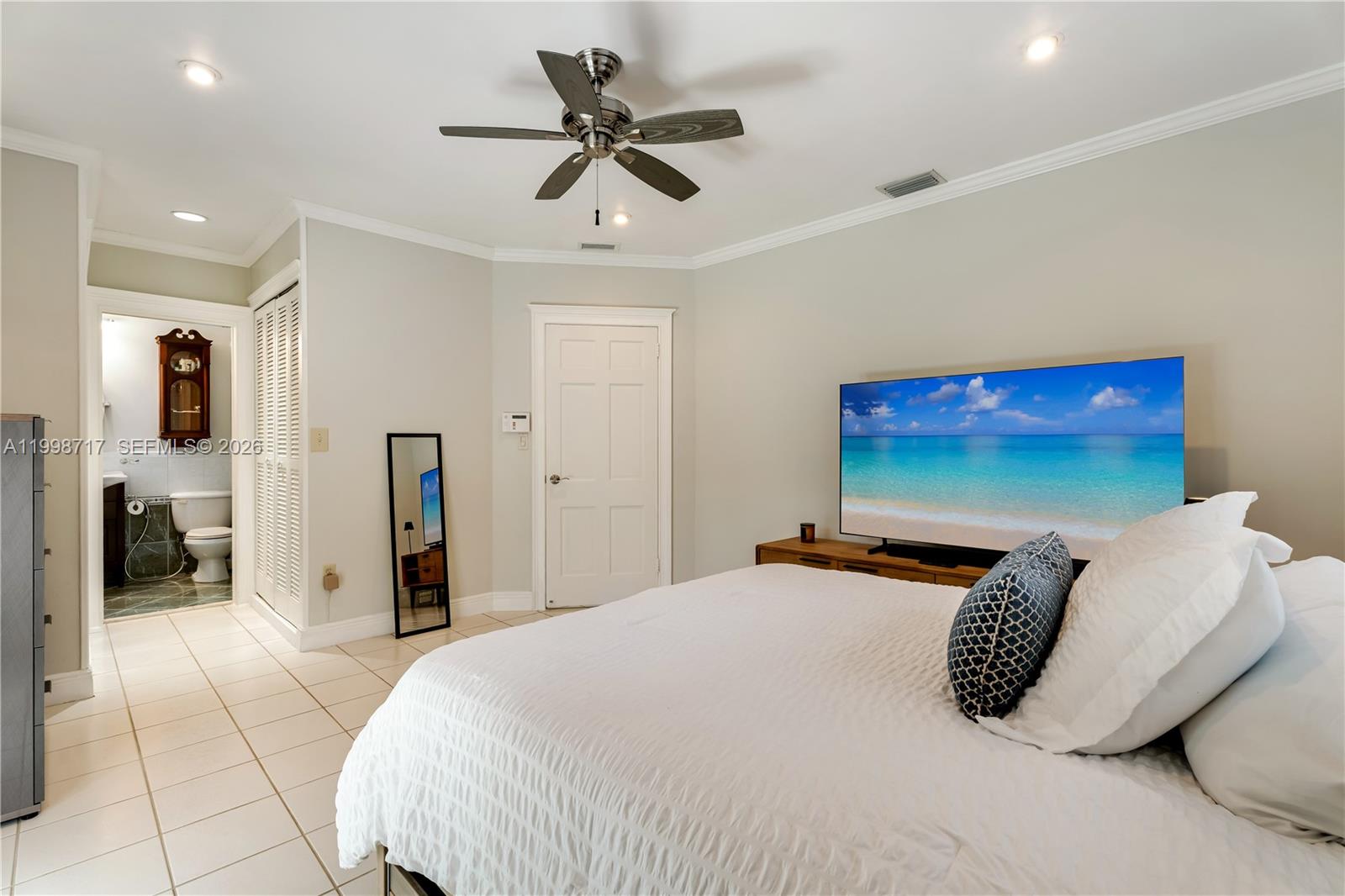 9830 SW 69th Ave Pinecrest, FL 33156