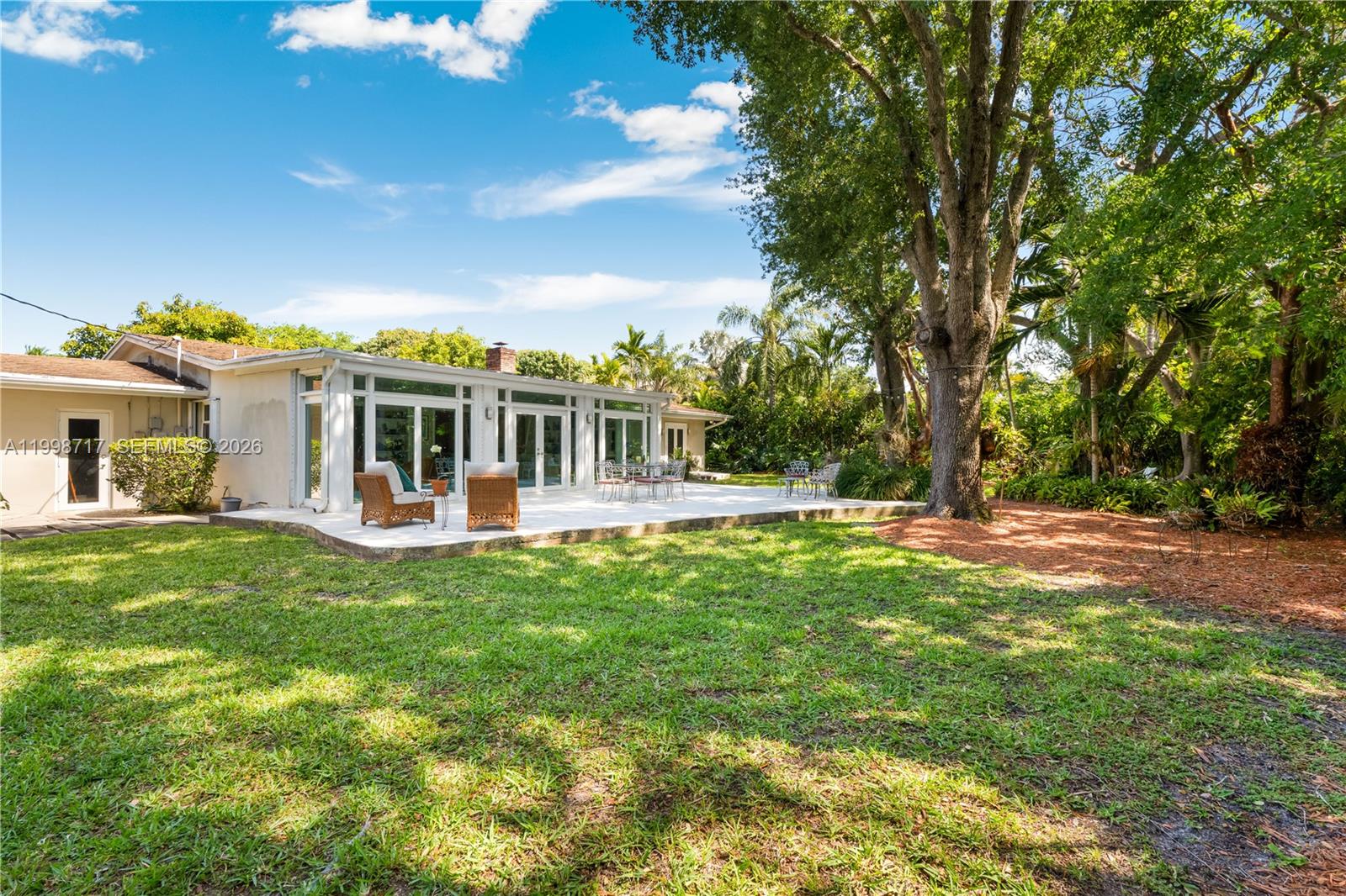 9830 SW 69th Ave Pinecrest, FL 33156