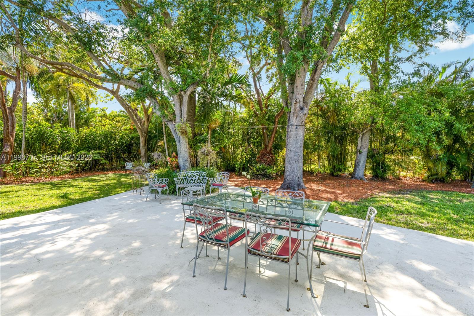 9830 SW 69th Ave Pinecrest, FL 33156