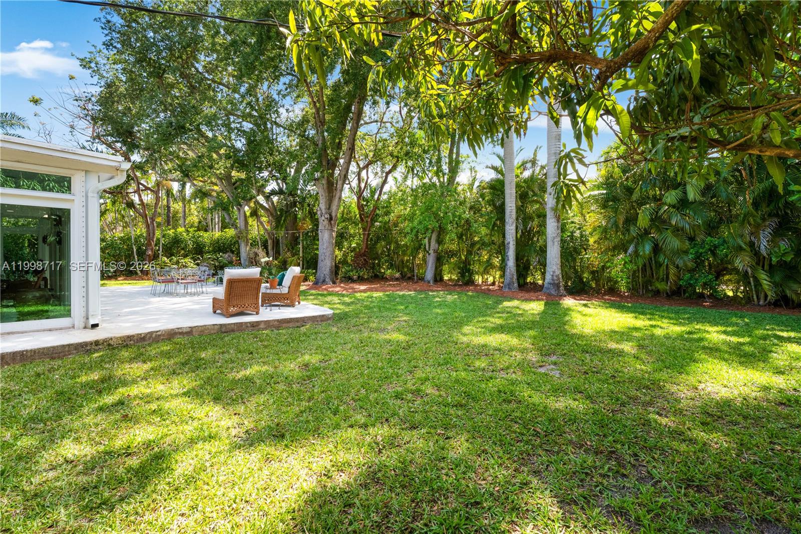 9830 SW 69th Ave Pinecrest, FL 33156