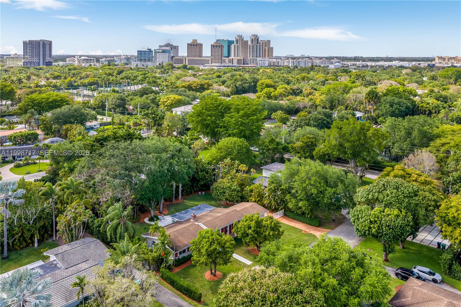 9830 SW 69th Ave Pinecrest, FL 33156