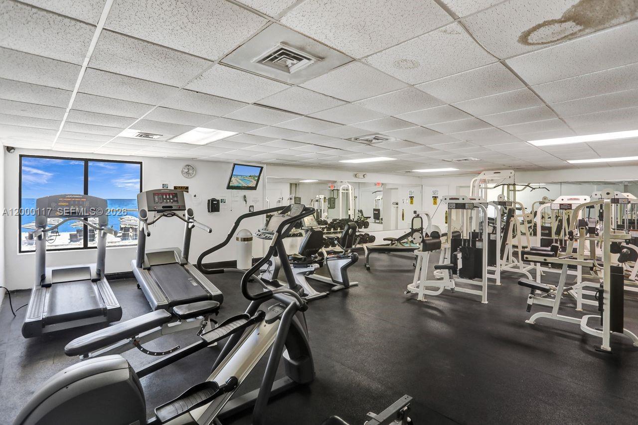 3725 S Ocean Dr #306 Hollywood, FL 33019