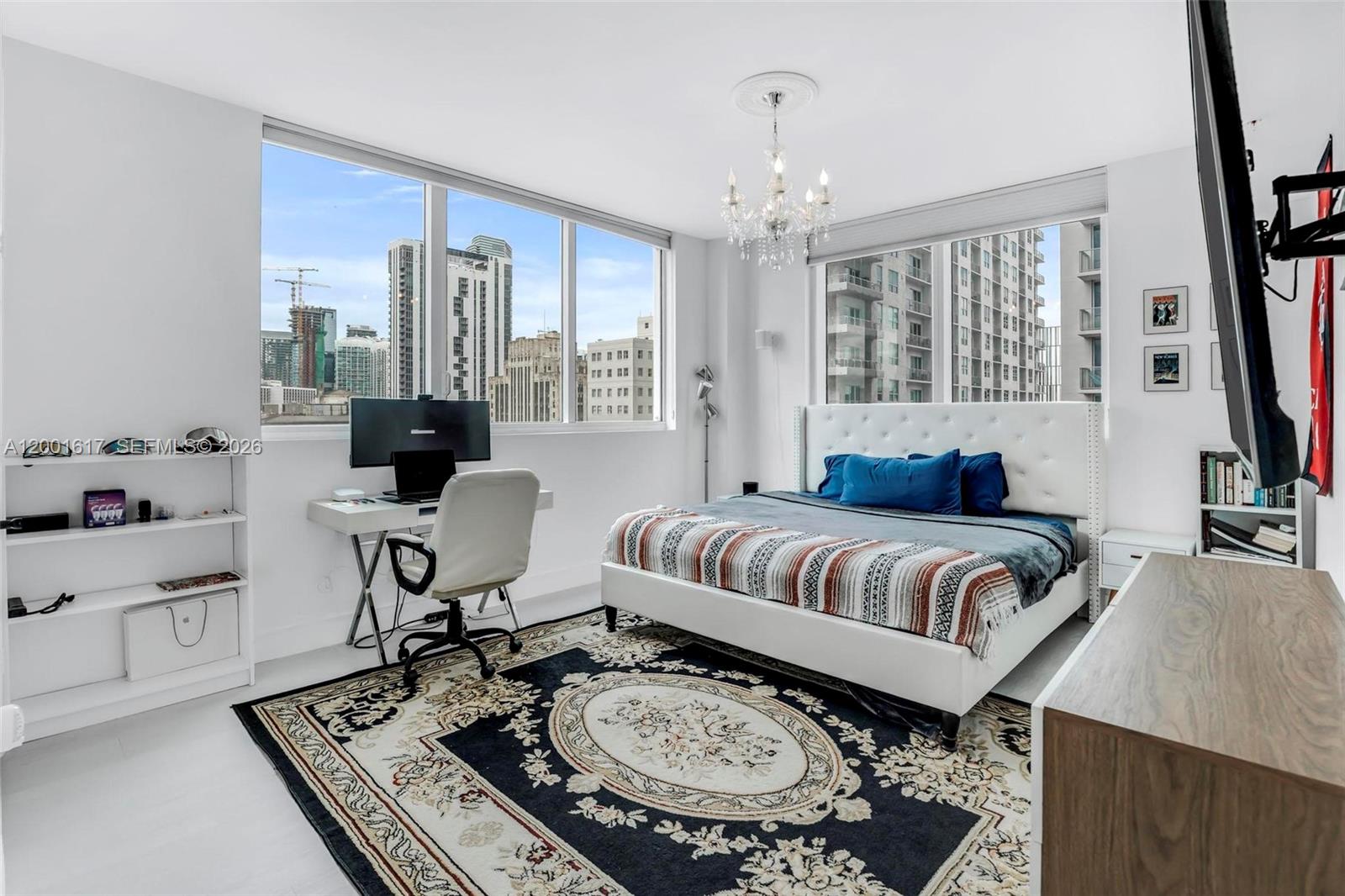 253 NE 2nd St #1608 Miami, FL 33132