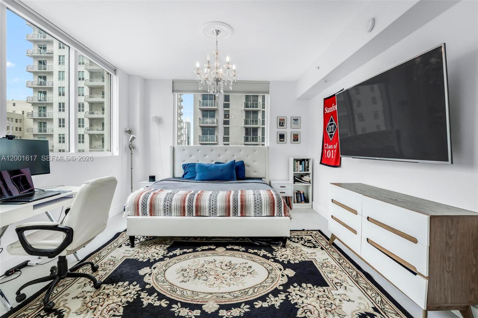 253 NE 2nd St #1608 Miami, FL 33132