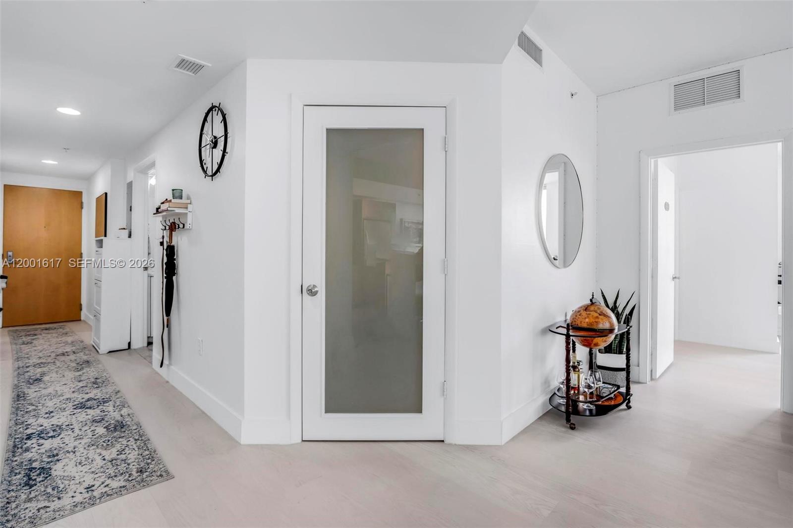 253 NE 2nd St #1608 Miami, FL 33132