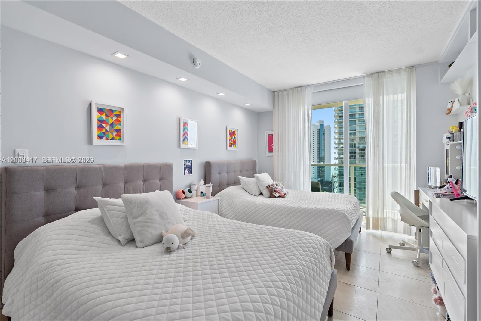image St Tropez Sunny Isles18