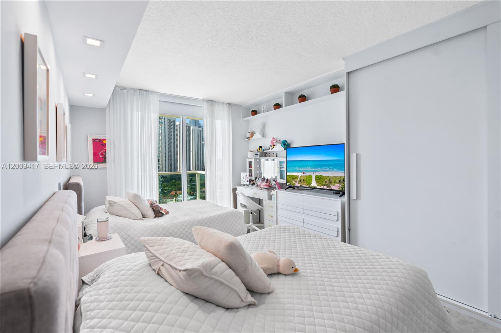 image St Tropez Sunny Isles20