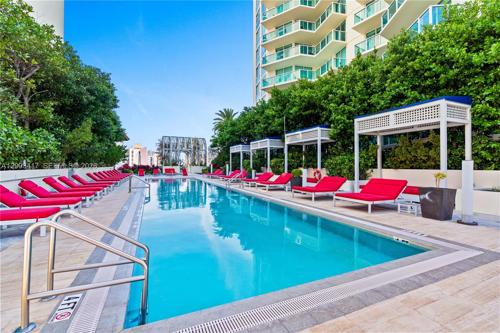 image St Tropez Sunny Isles29