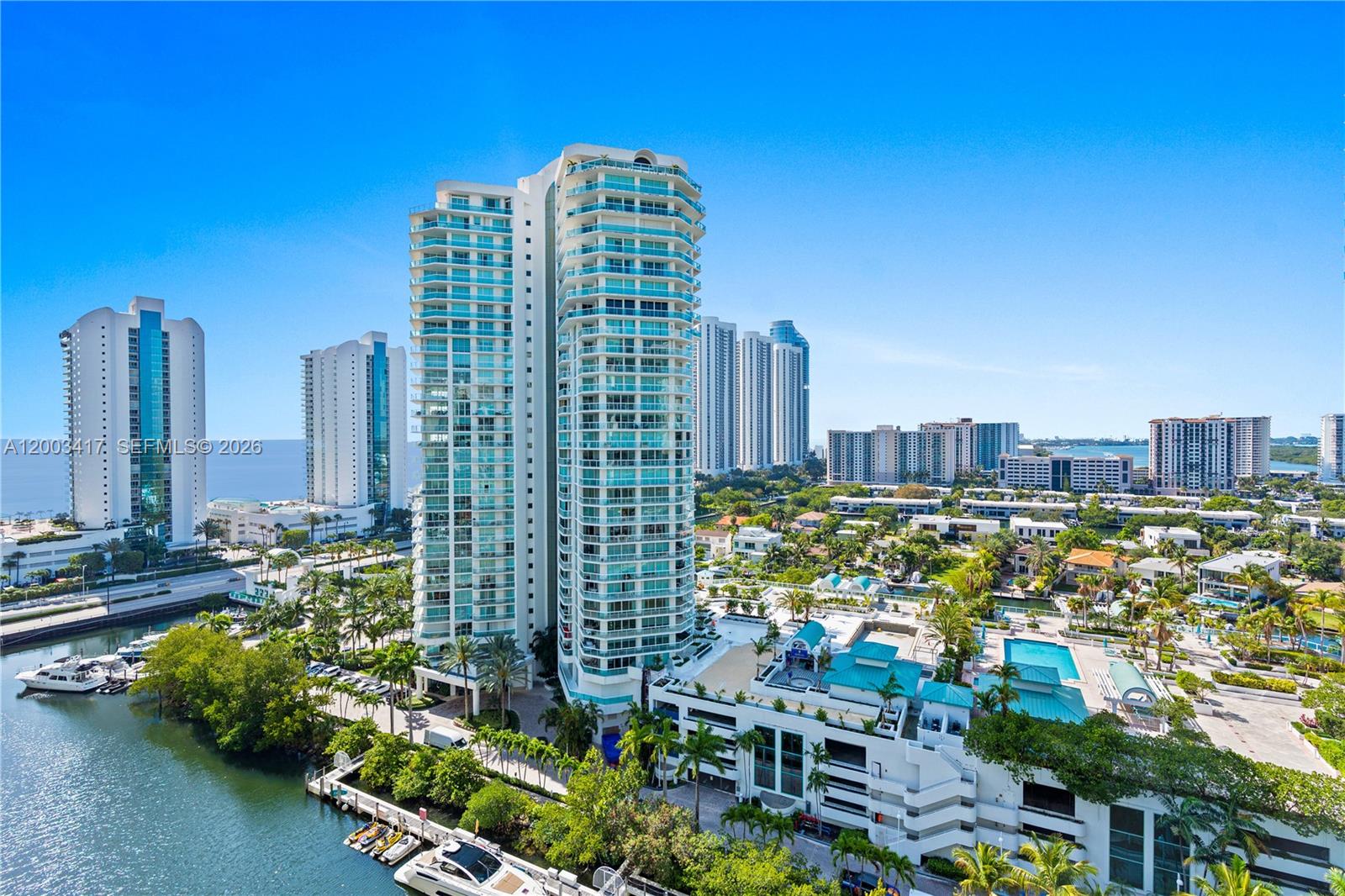 image St Tropez Sunny Isles33