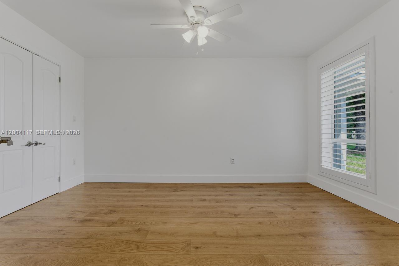 9870 SW 96th St Miami, FL 33176