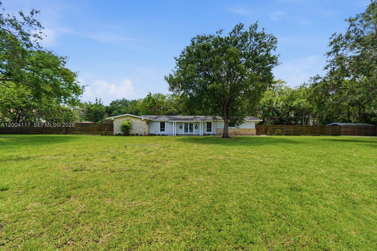 9870 SW 96th St Miami, FL 33176