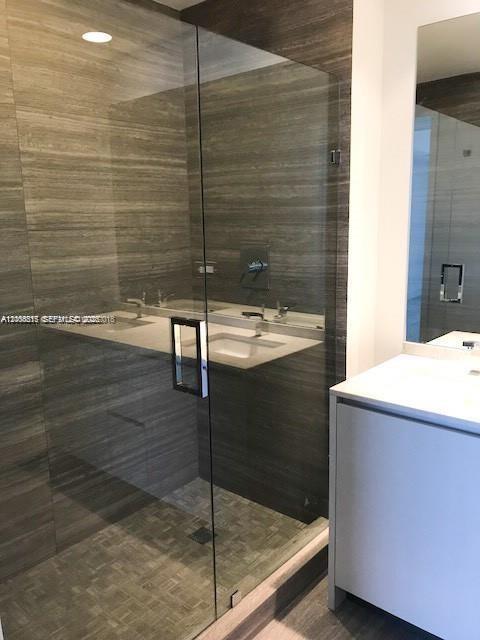 1010 Brickell Ave #4609 Miami, FL 33131