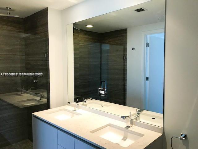 1010 Brickell Ave #4609 Miami, FL 33131