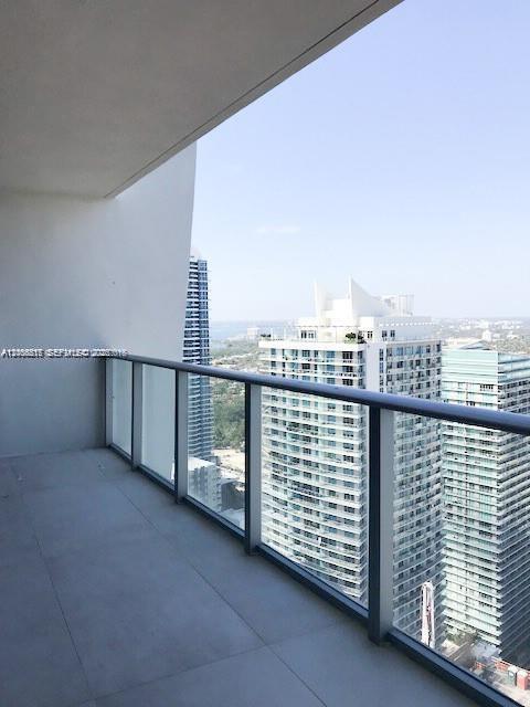 1010 Brickell Ave #4609 Miami, FL 33131