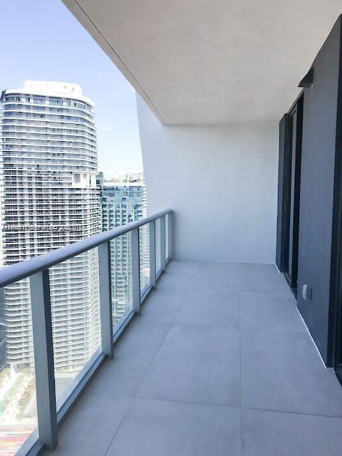 1010 Brickell Ave #4609 Miami, FL 33131