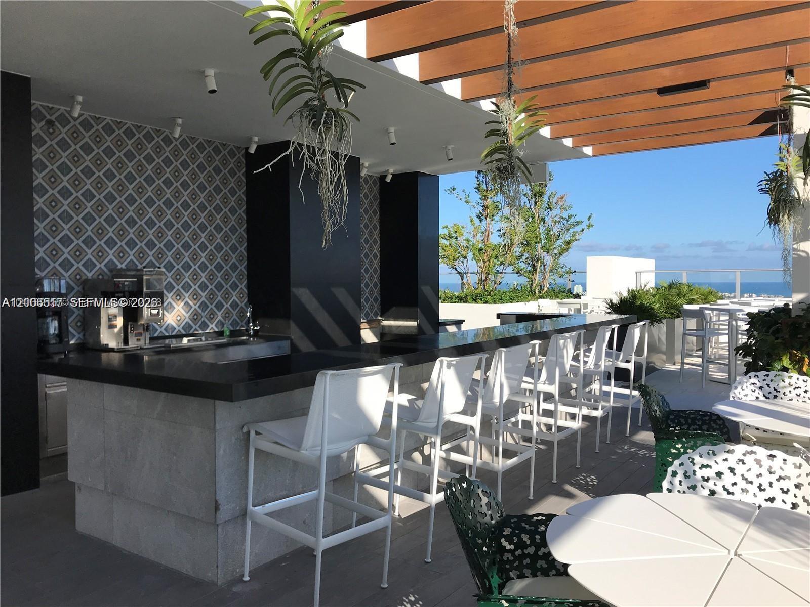 1010 Brickell Ave #4609 Miami, FL 33131