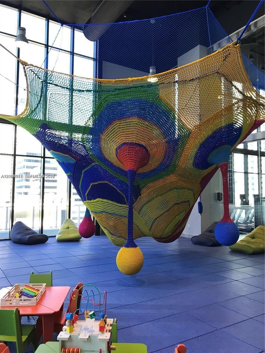 1010 Brickell Ave #4609 Miami, FL 33131