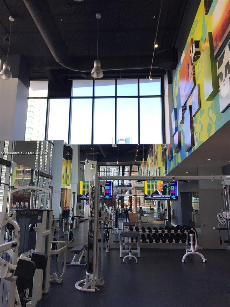 1010 Brickell Ave #4609 Miami, FL 33131