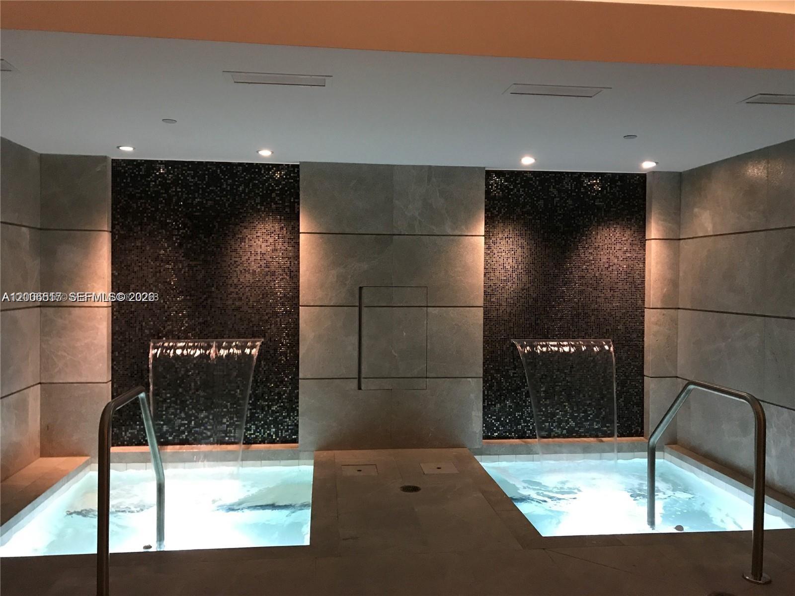 1010 Brickell Ave #4609 Miami, FL 33131