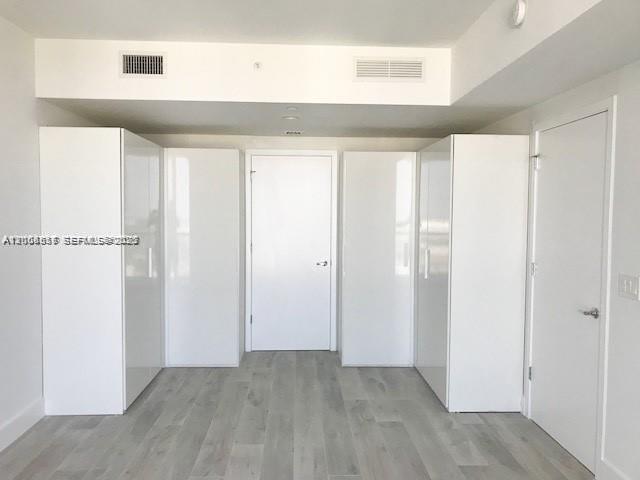 1010 Brickell Ave #4609 Miami, FL 33131