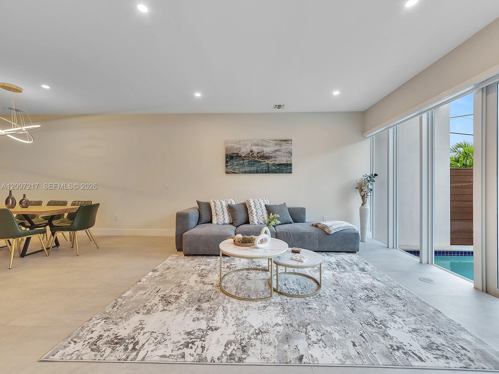 1808 Coral Rdg Dr Fort Lauderdale, FL 33305