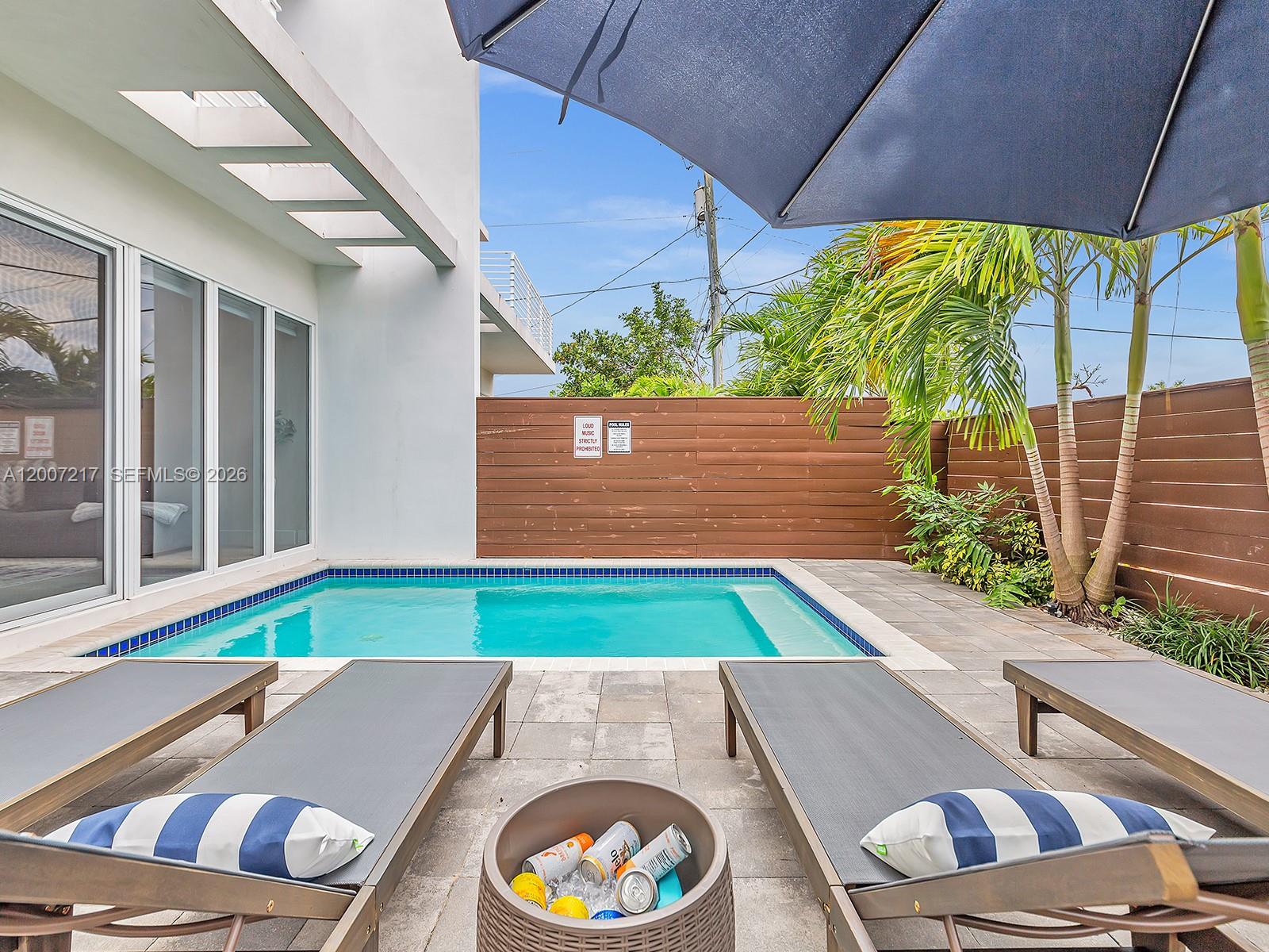 1808 Coral Rdg Dr Fort Lauderdale, FL 33305