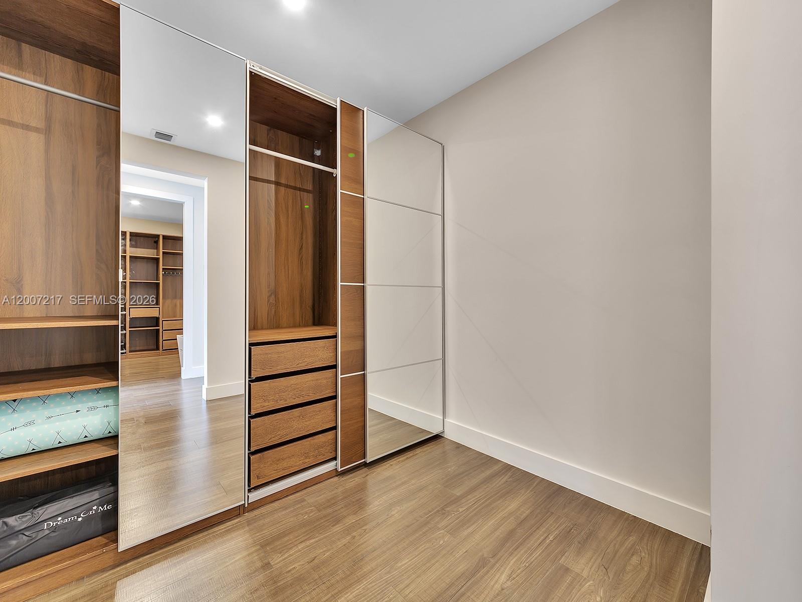 1808 Coral Rdg Dr Fort Lauderdale, FL 33305