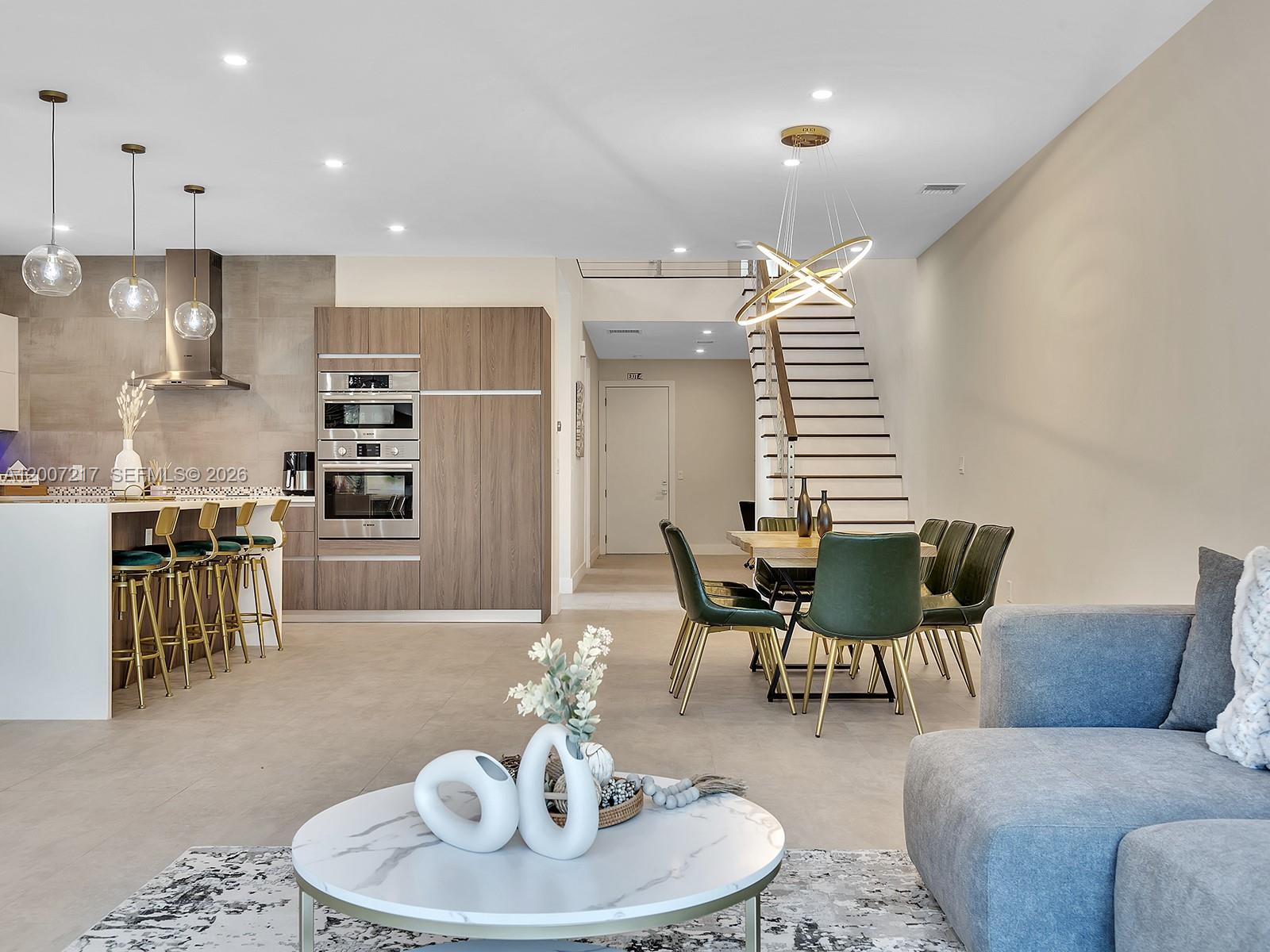 1808 Coral Rdg Dr Fort Lauderdale, FL 33305