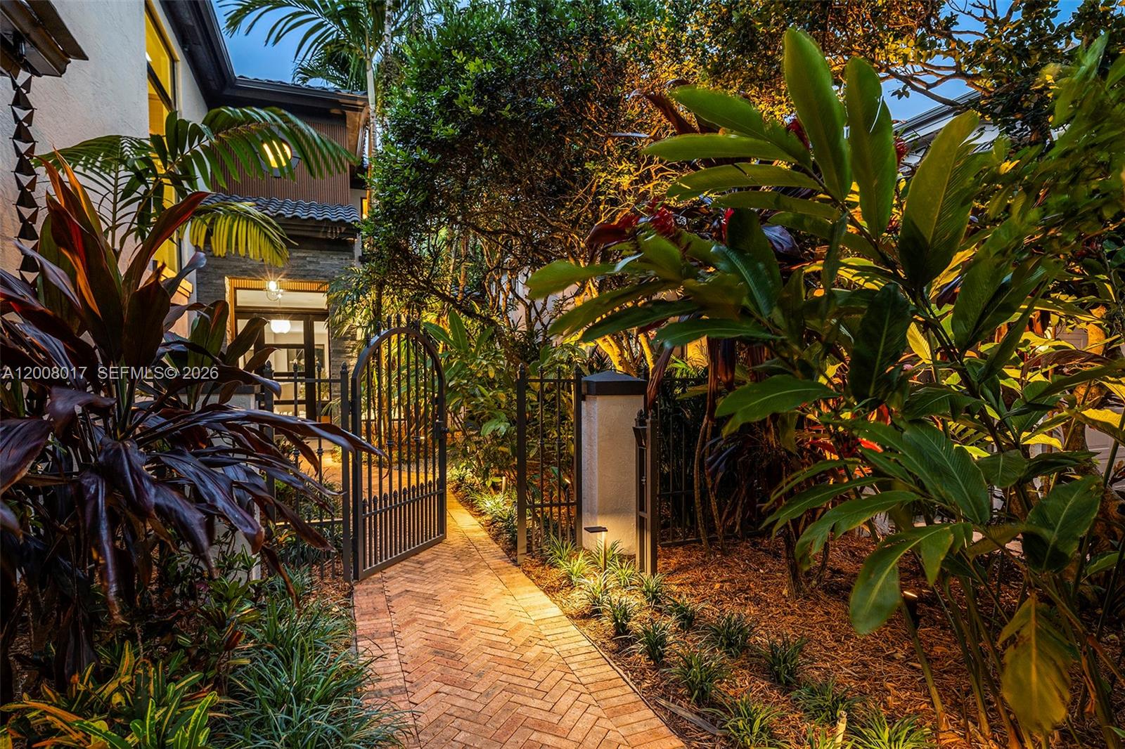 7291 SW 47th Ct Miami, FL 33143