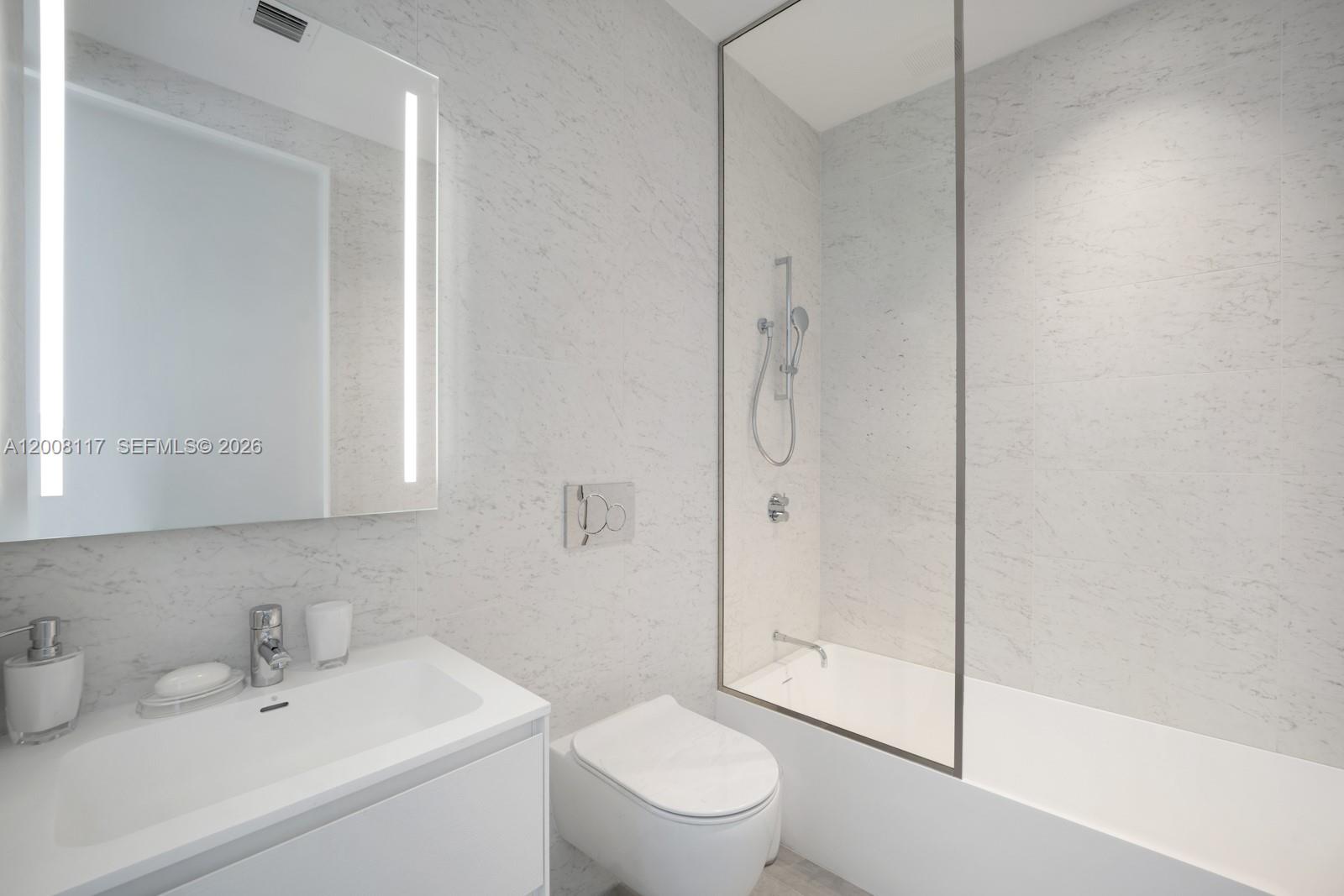 2000 S Ocean Dr #17A Hallandale Beach, FL 33009