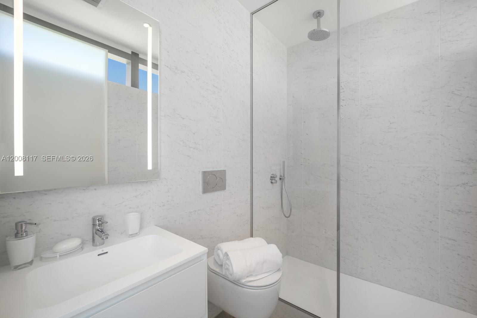 2000 S Ocean Dr #17A Hallandale Beach, FL 33009