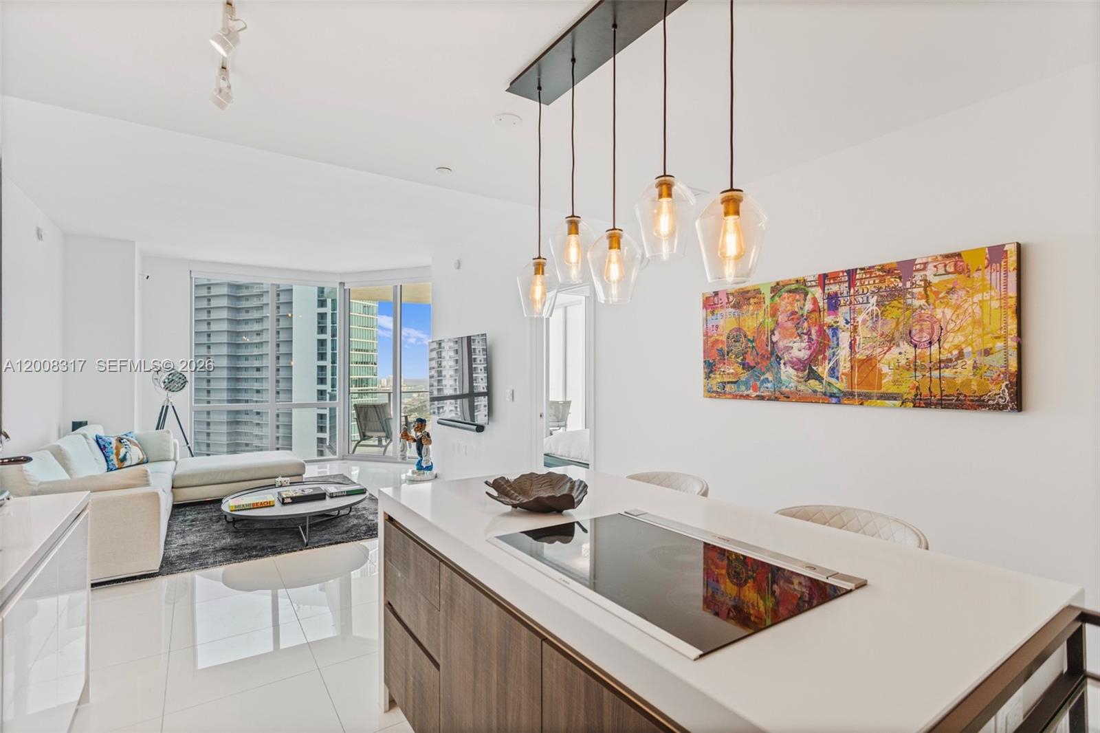 851 NE 1st Ave #3707 Miami, FL 33132
