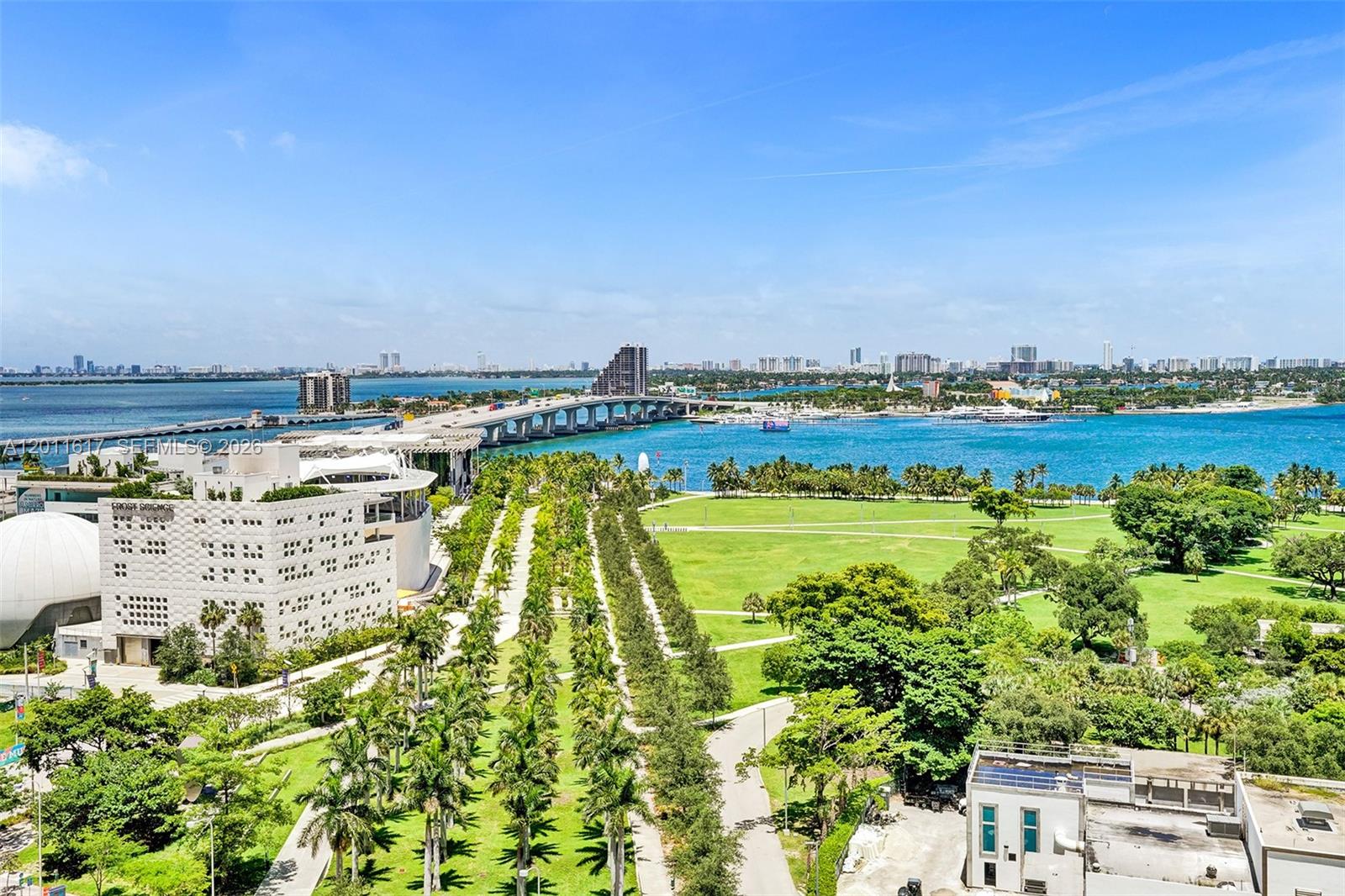 image 900 Biscayne Bay0