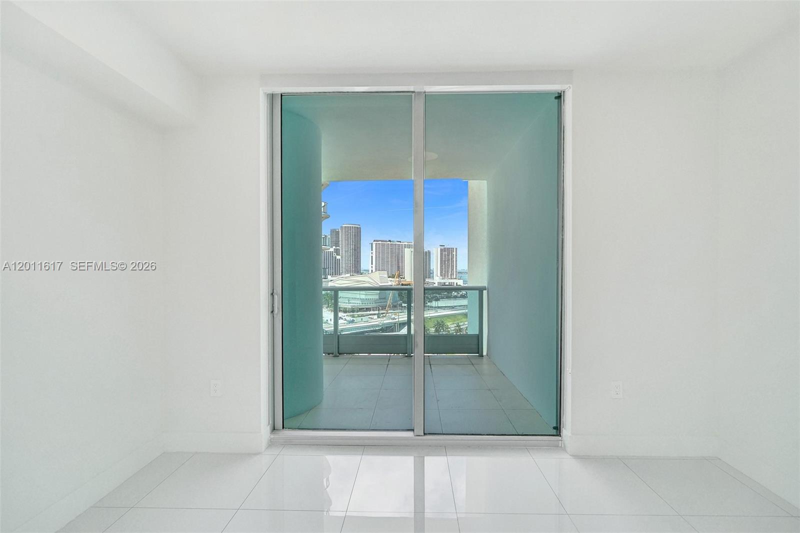 900 Biscayne Blvd #1808 Miami, FL 33132