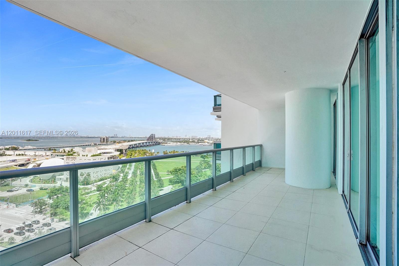 900 Biscayne Blvd #1808 Miami, FL 33132