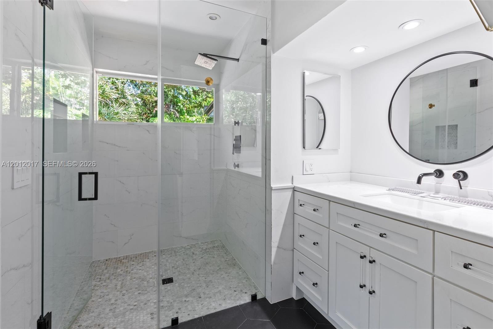 11220 SW 74th Ave Pinecrest, FL 33156