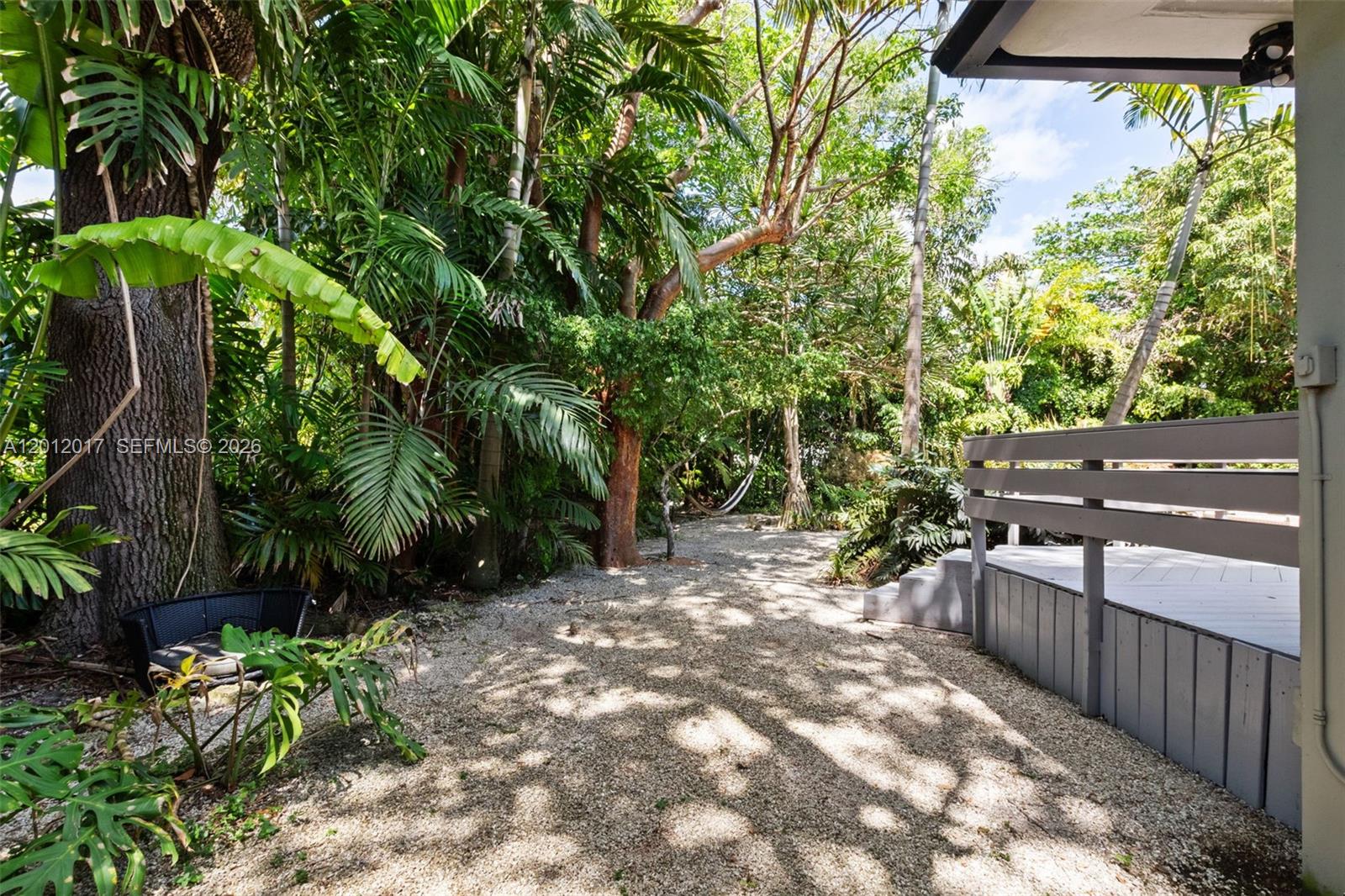 11220 SW 74th Ave Pinecrest, FL 33156