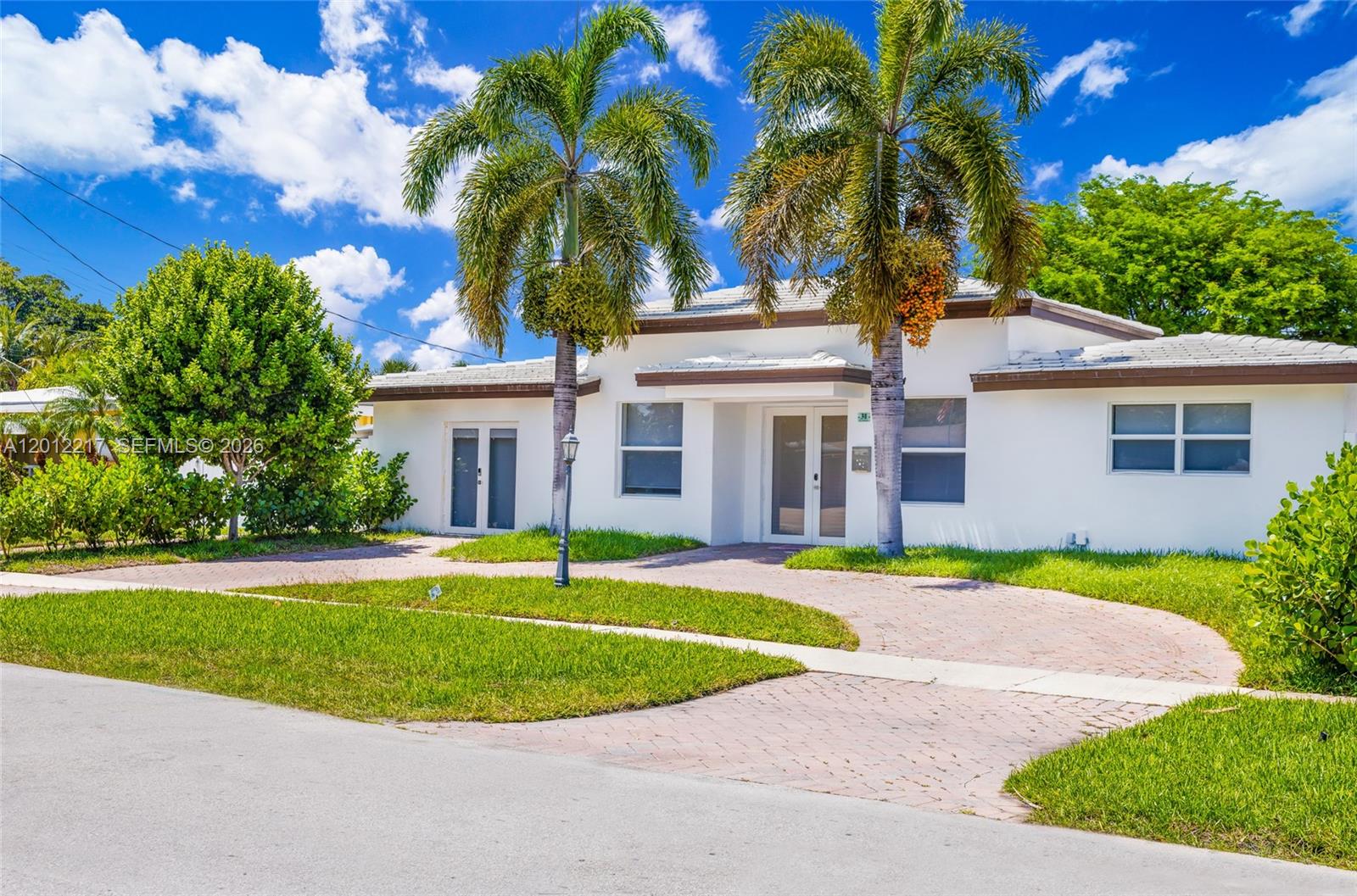 31 SE 12th St Pompano Beach, FL 33060