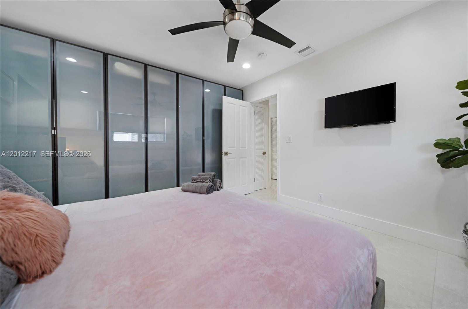 31 SE 12th St Pompano Beach, FL 33060