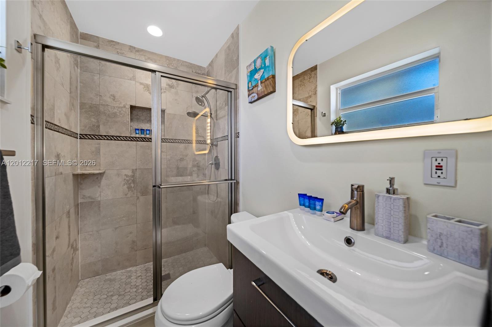 31 SE 12th St Pompano Beach, FL 33060