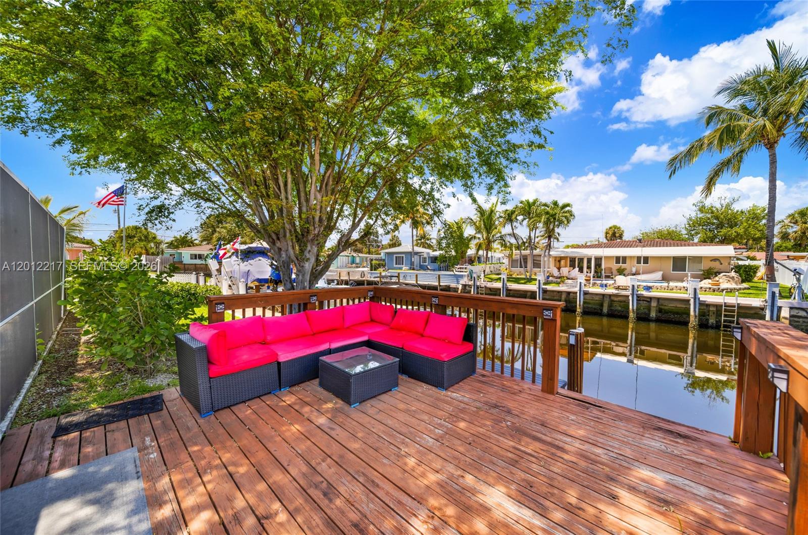 31 SE 12th St Pompano Beach, FL 33060
