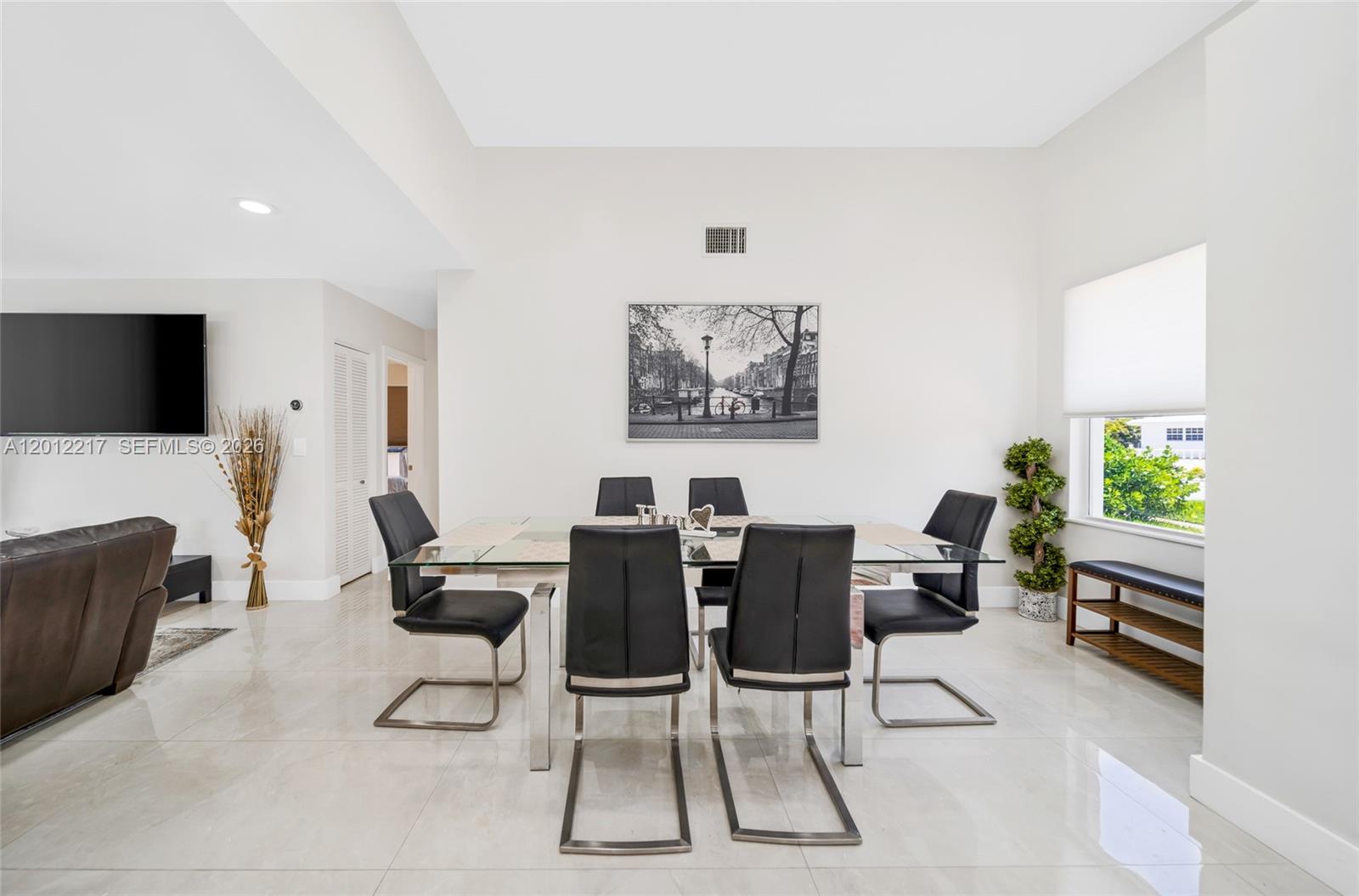 31 SE 12th St Pompano Beach, FL 33060