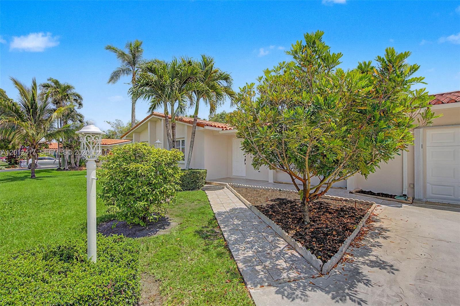 11380 SW 131st St Miami, FL 33176
