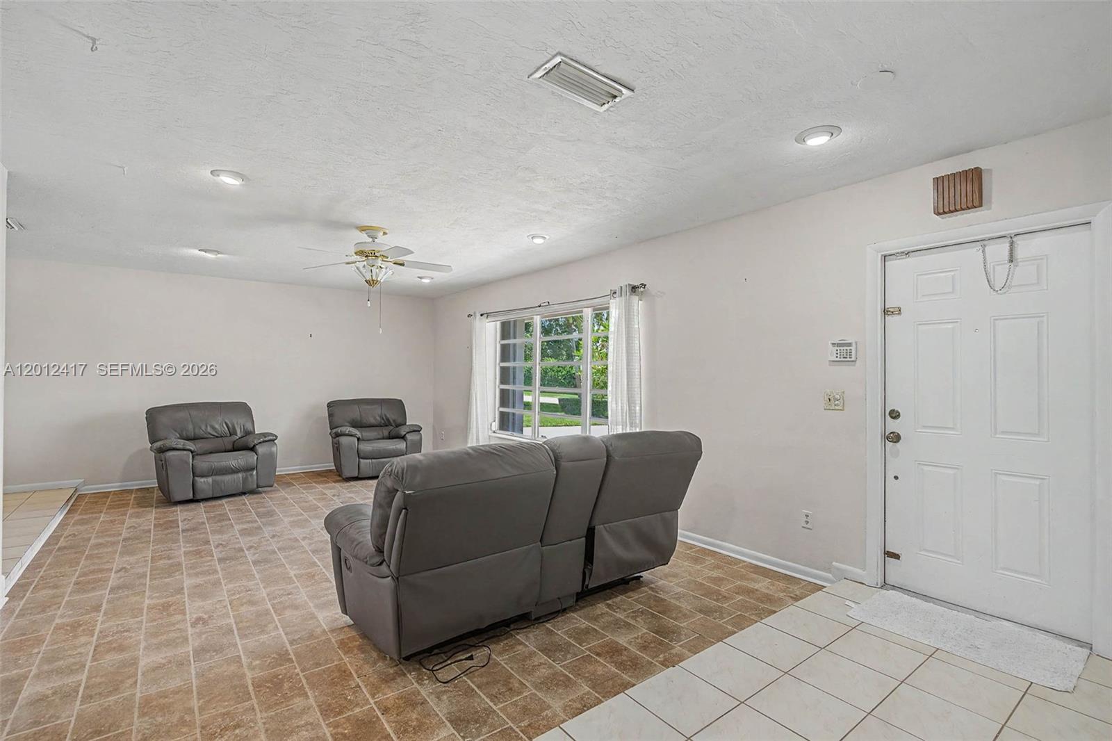 11380 SW 131st St Miami, FL 33176