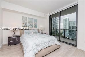 45 SW 9th St #1701 Miami, FL 33130
