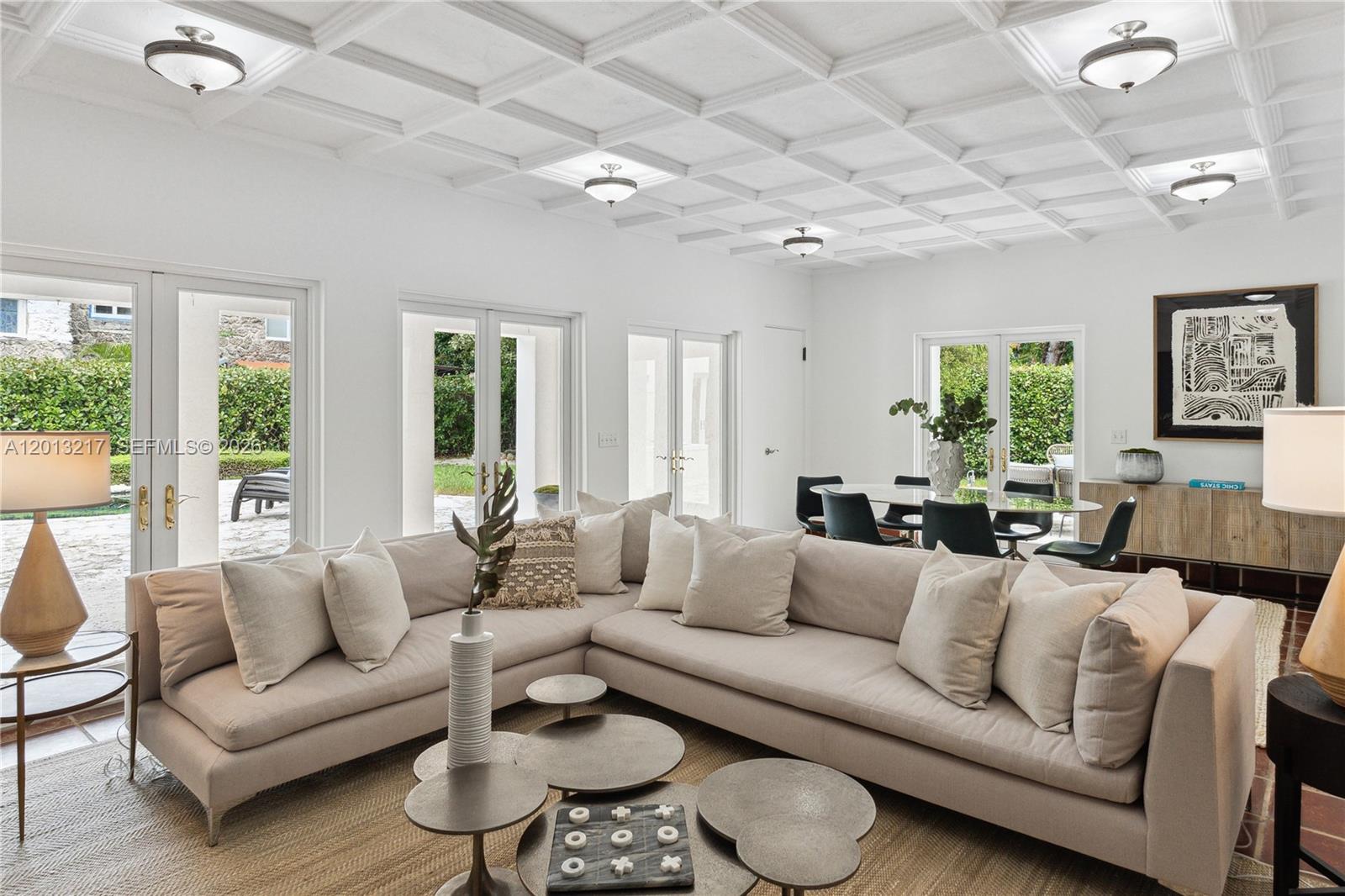 319 Mendoza Ave Miami, FL 33134