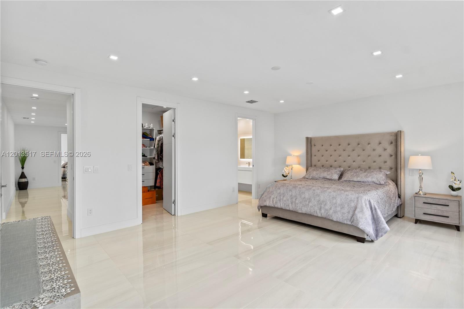 3188 NE 211th Ter Aventura, FL 33180