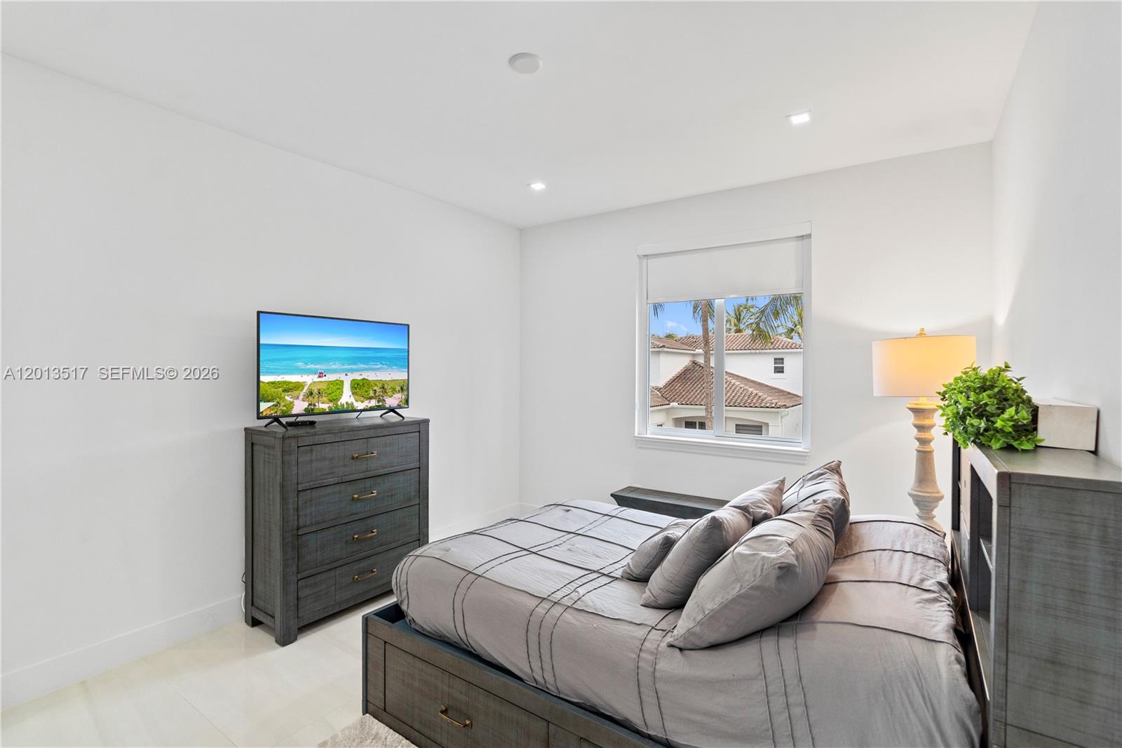 3188 NE 211th Ter Aventura, FL 33180